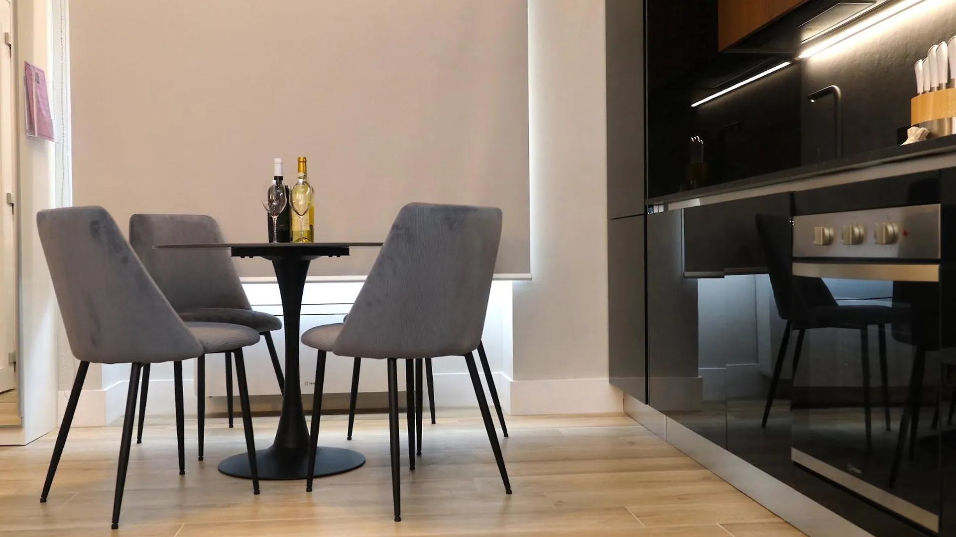 Charming & Luxe Gem-Old Town- Suite Garibaldi - Fully Equipped & Renovated Olbia