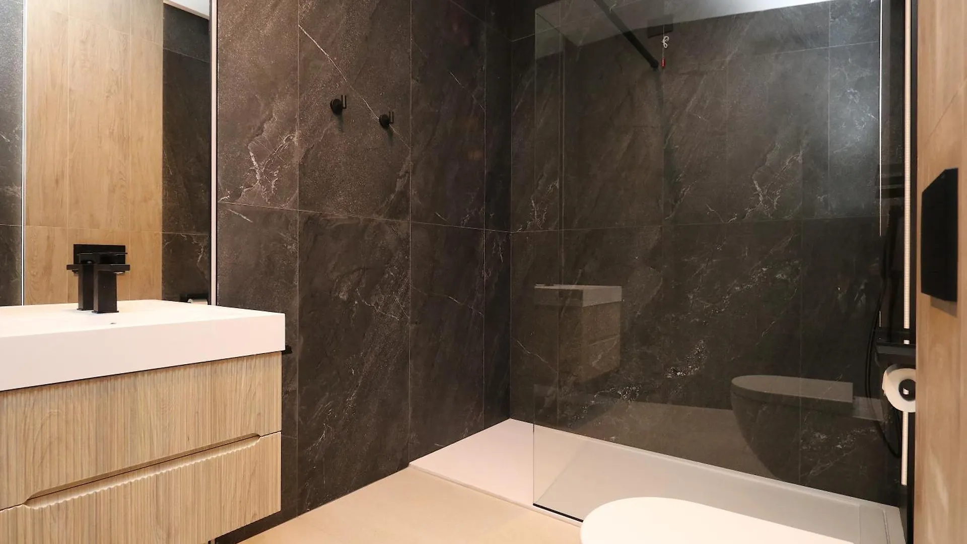 Apartament Charming & Luxe Gem-Old Town- Suite Garibaldi - Fully Equipped & Renovated Olbia Włochy